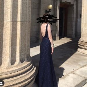 ROMANTIC NAVY LACE PROM DRESS